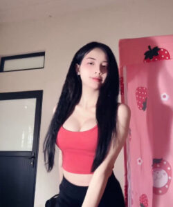 Cũng là Thỏ xinh vú to nhưng em này eo thon hơn